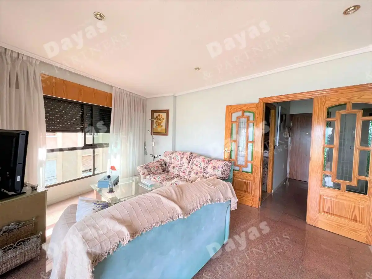 Living room of Flat for sale in Torrevieja  with Terrace and Furnished
