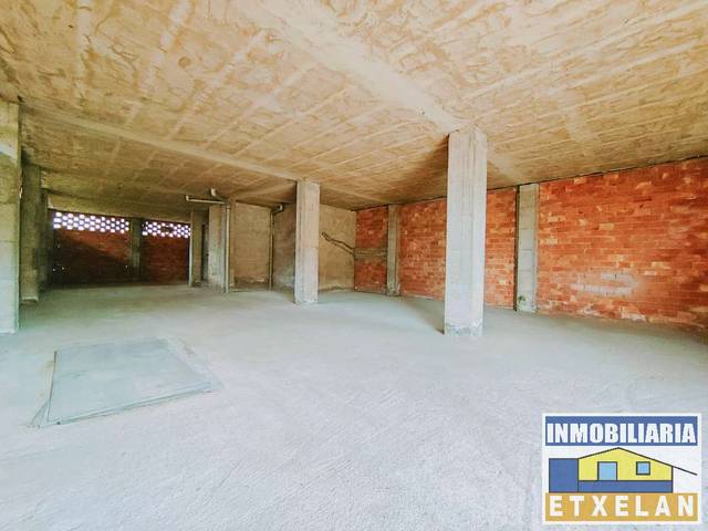 Local comercial en Venta en Atxondo