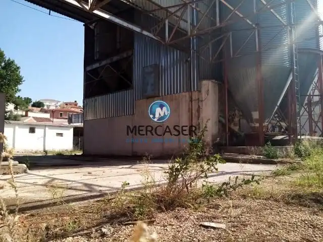Fabrikhallen zum Verkauf in Calle VAGON, Tielmes