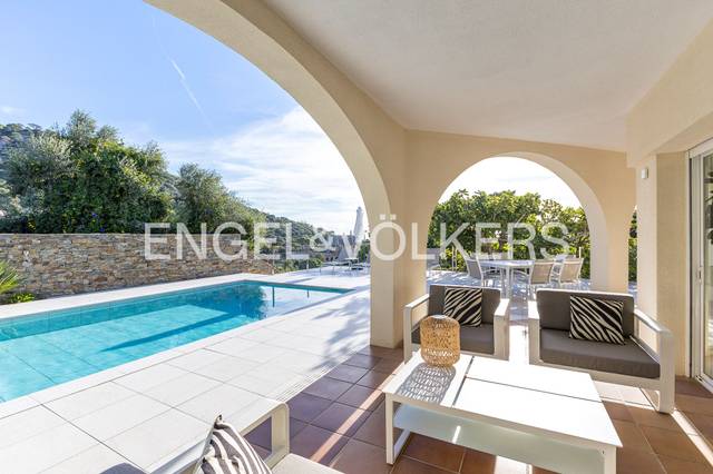 Casa-chalet en Venta en Garraf