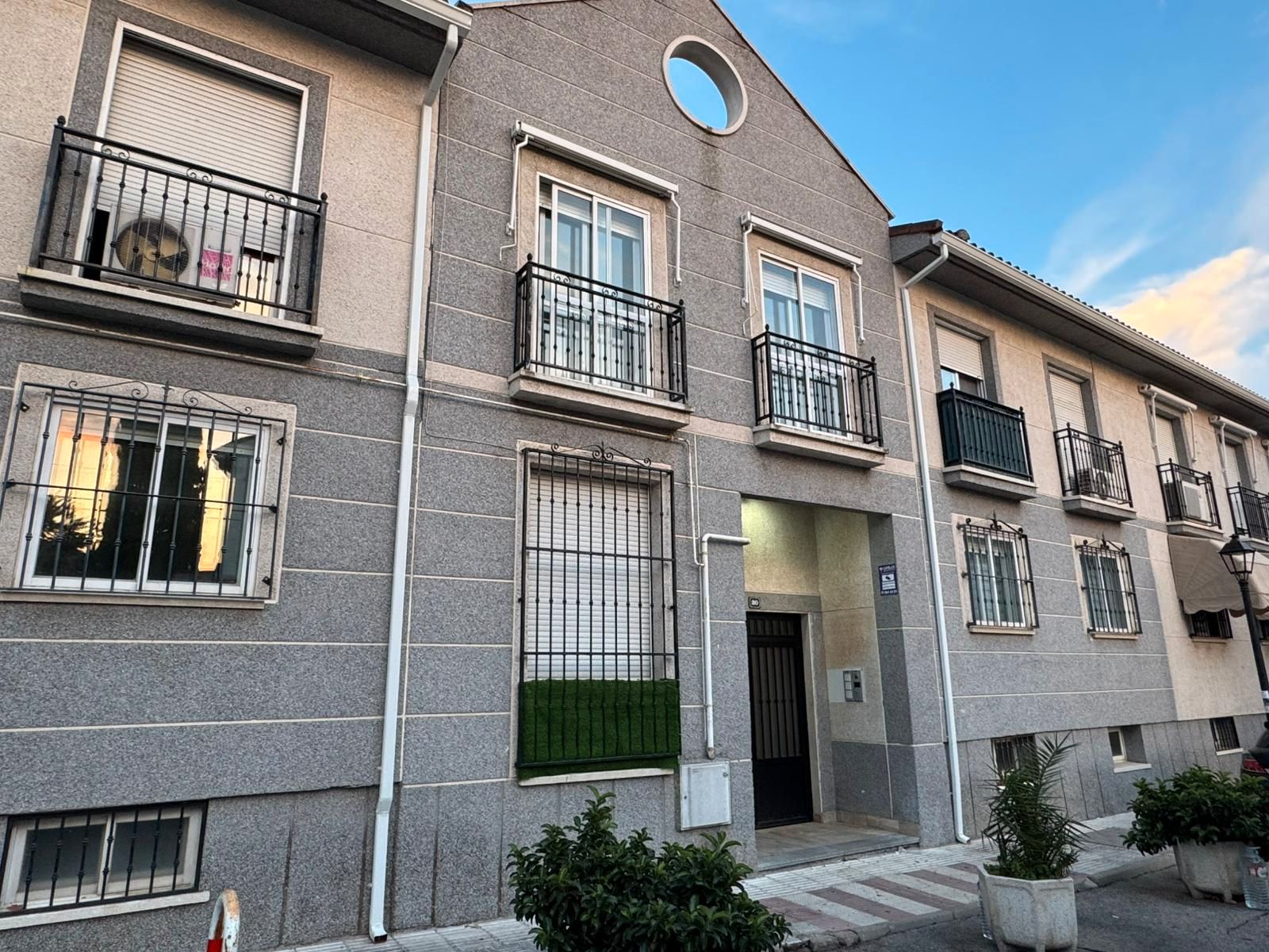 Vista exterior de Pis en venda en Brunete amb Calefacció i Piscina
