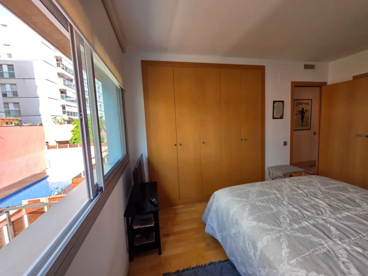 Habitación de Piso en venta en Barcelona con Aire acondicionado, Calefacción y Jardín privado