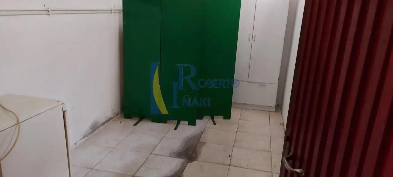 Local comercial en venda a Valencia de Don Juan, imagen 4