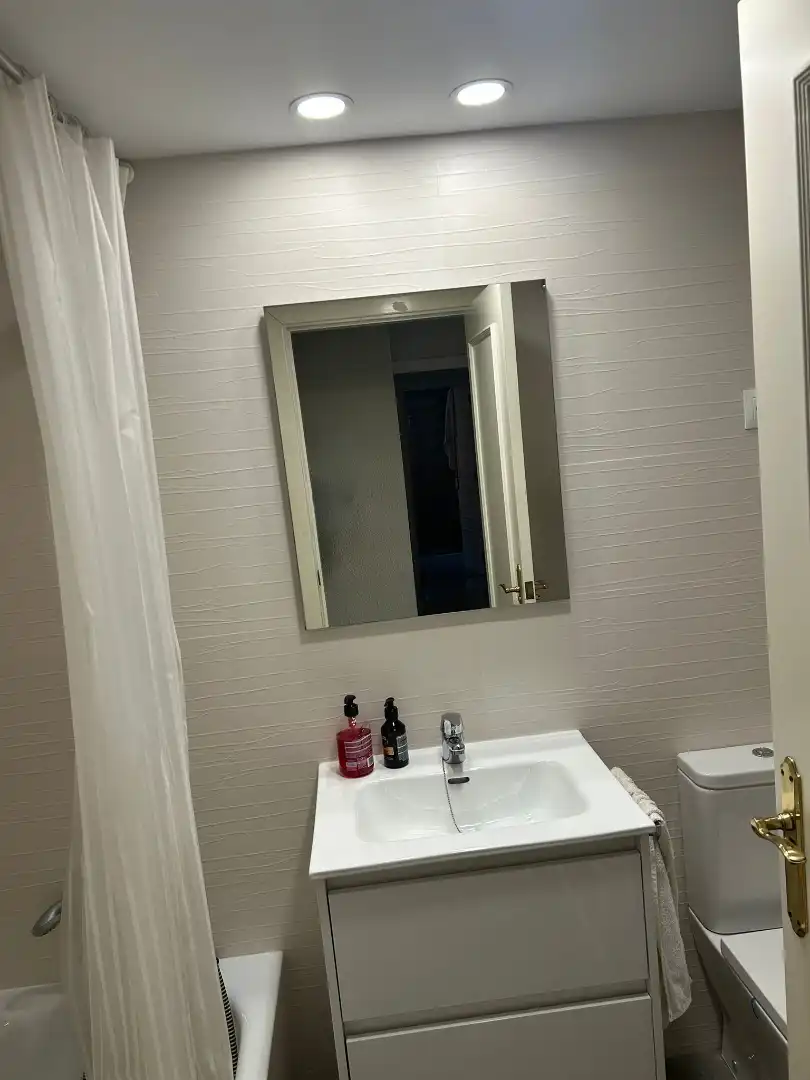 Baño de Piso en venta en Málaga con Aire acondicionado, Terraza y Trastero