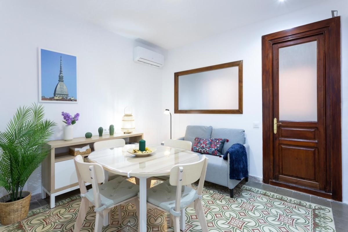 Sala d'estar de Apartament de lloguer en L'Hospitalet de Llobregat amb Aire condicionat, Moblat i Forn