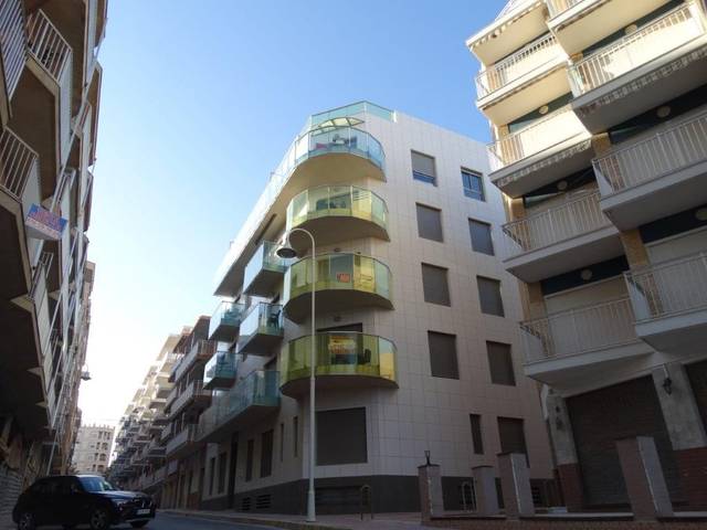 Piso en Alquiler en Carrer General Prim en Guardamar Playa