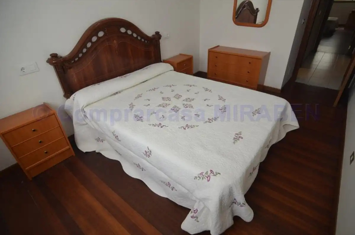 Bedroom of Flat for rent in Boiro, A Coruña