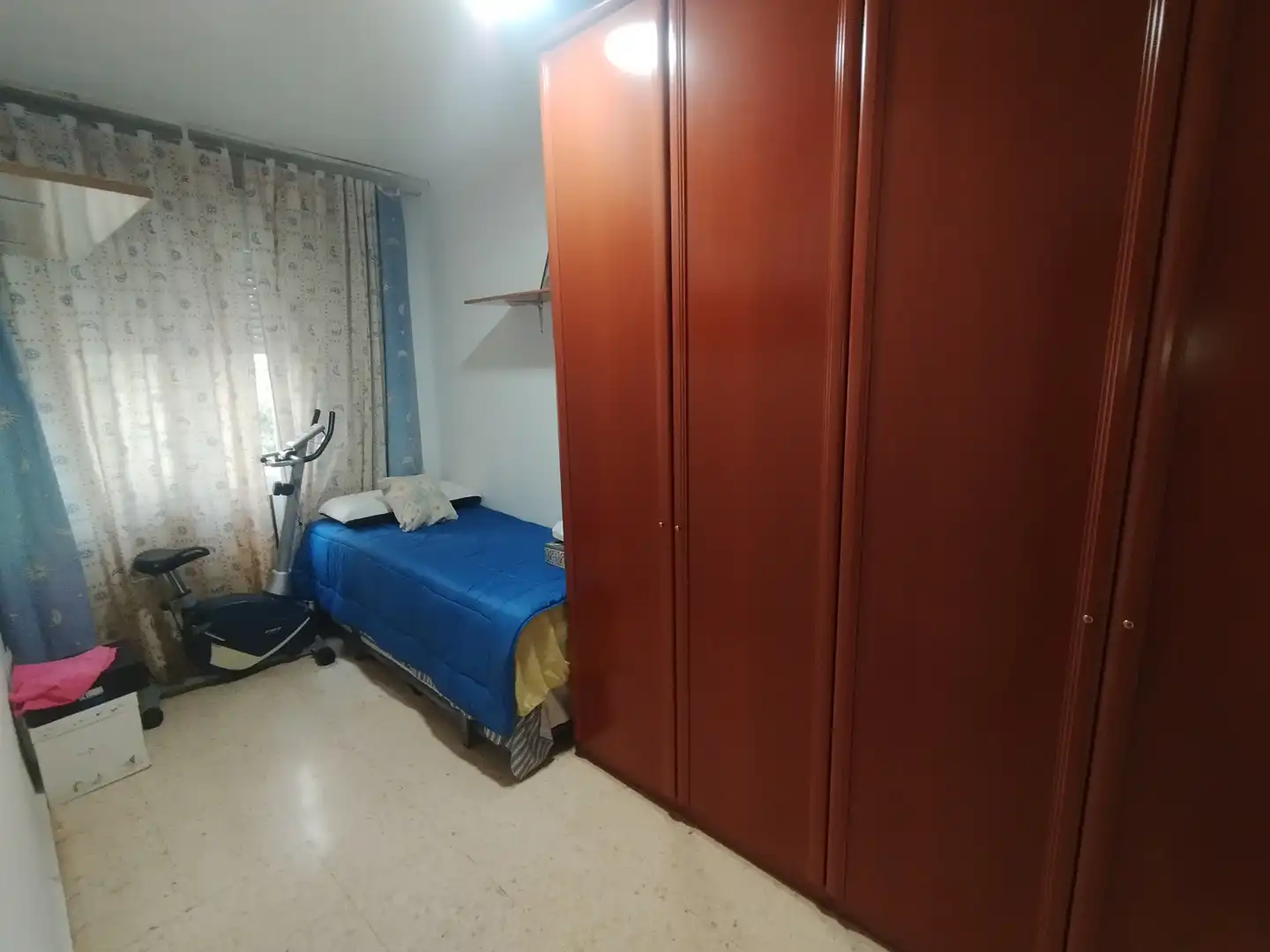 Schlafzimmer von Wohnung zum Verkauf in Sevilla mit Möbliert