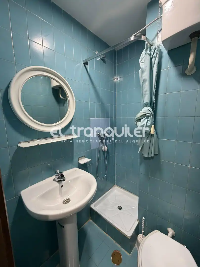 Wohnung zur Miete in Calle Oña, Virgen del Cortijo - Manoteras