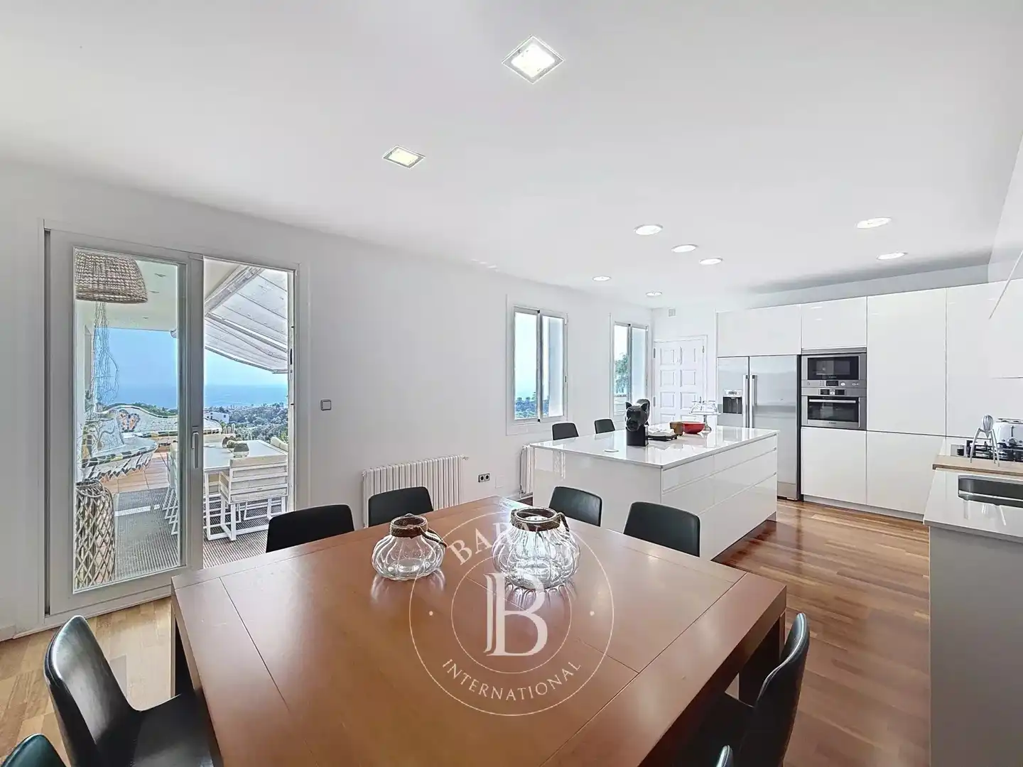 Comedor de Casa o chalet en venta en Mataró con Aire acondicionado, Calefacción y Jardín privado