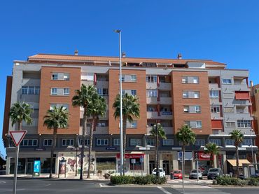 Attico con piscina in vendita a Avenida de la Fabriquilla P 18