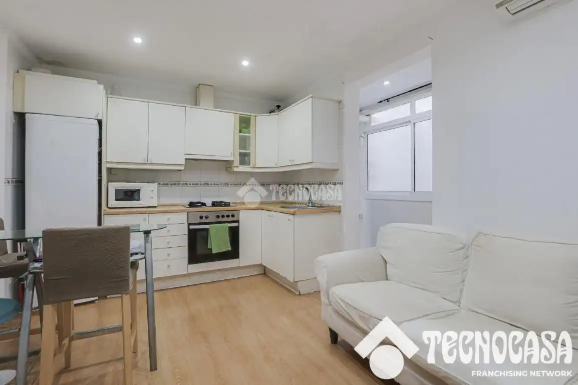 Piso con terraza en venta en Eixample, imagen 2