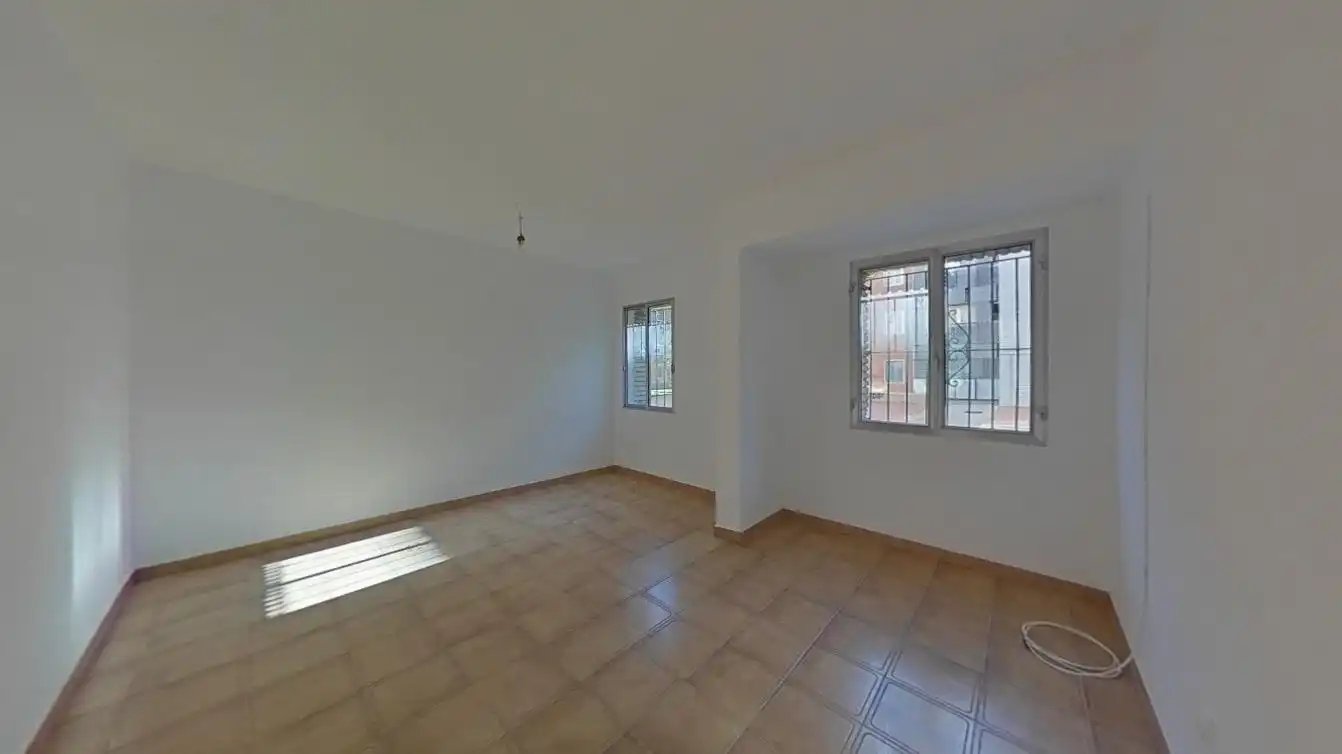 Living room of Flat for sale in Zaragoza  with Heating, Oven and Balcony