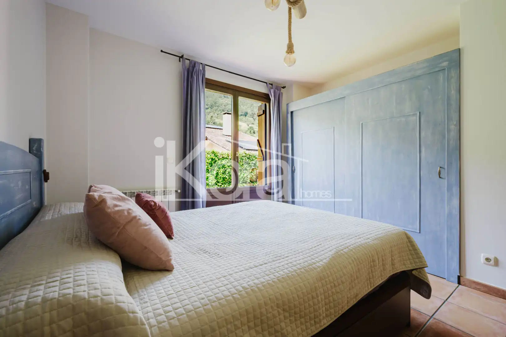Habitación de Casa adosada en venta en Bergara con Calefacción, Jardín privado y Parquet