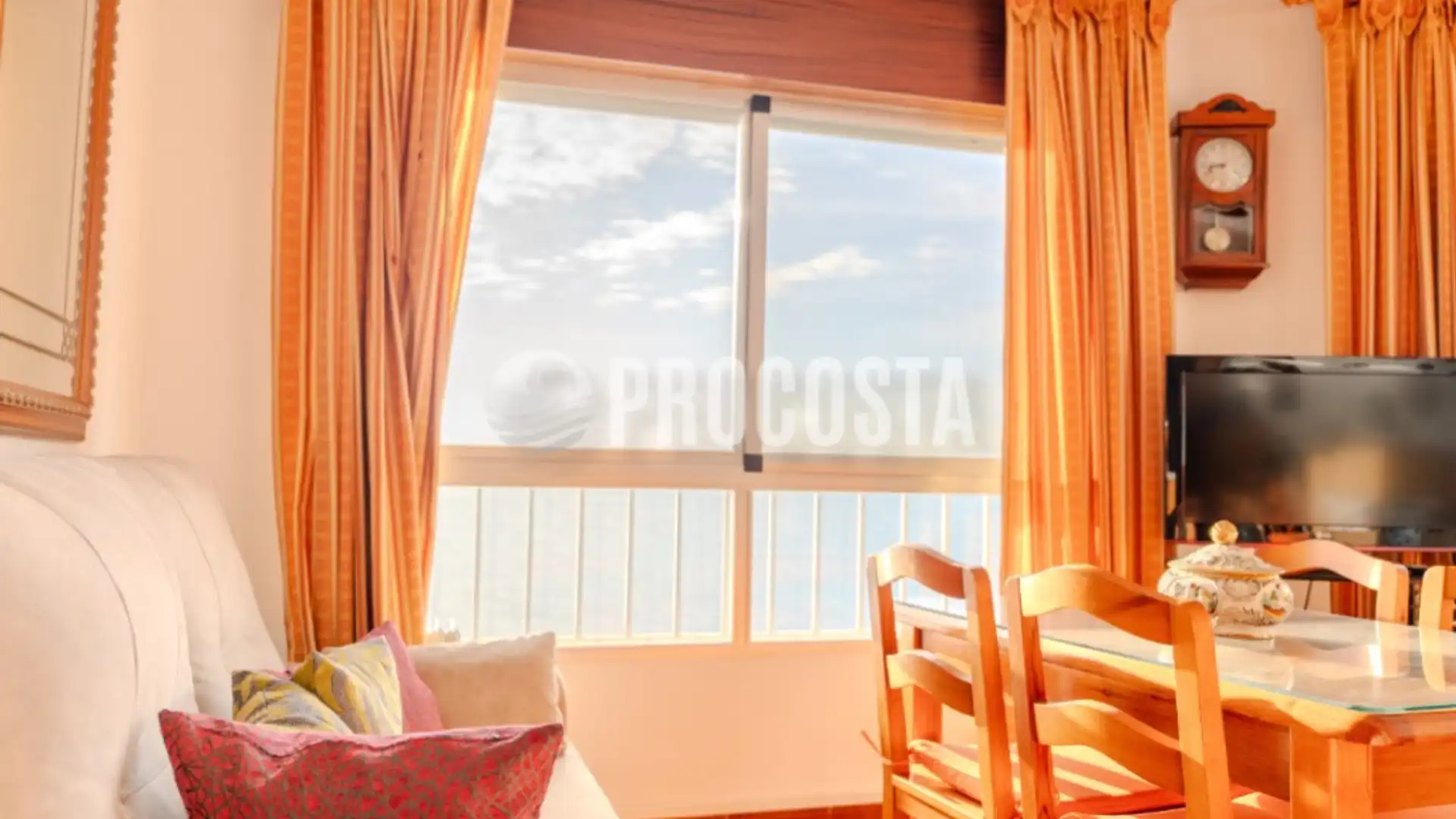 Habitación de Piso en venta en Almuñécar con Internet