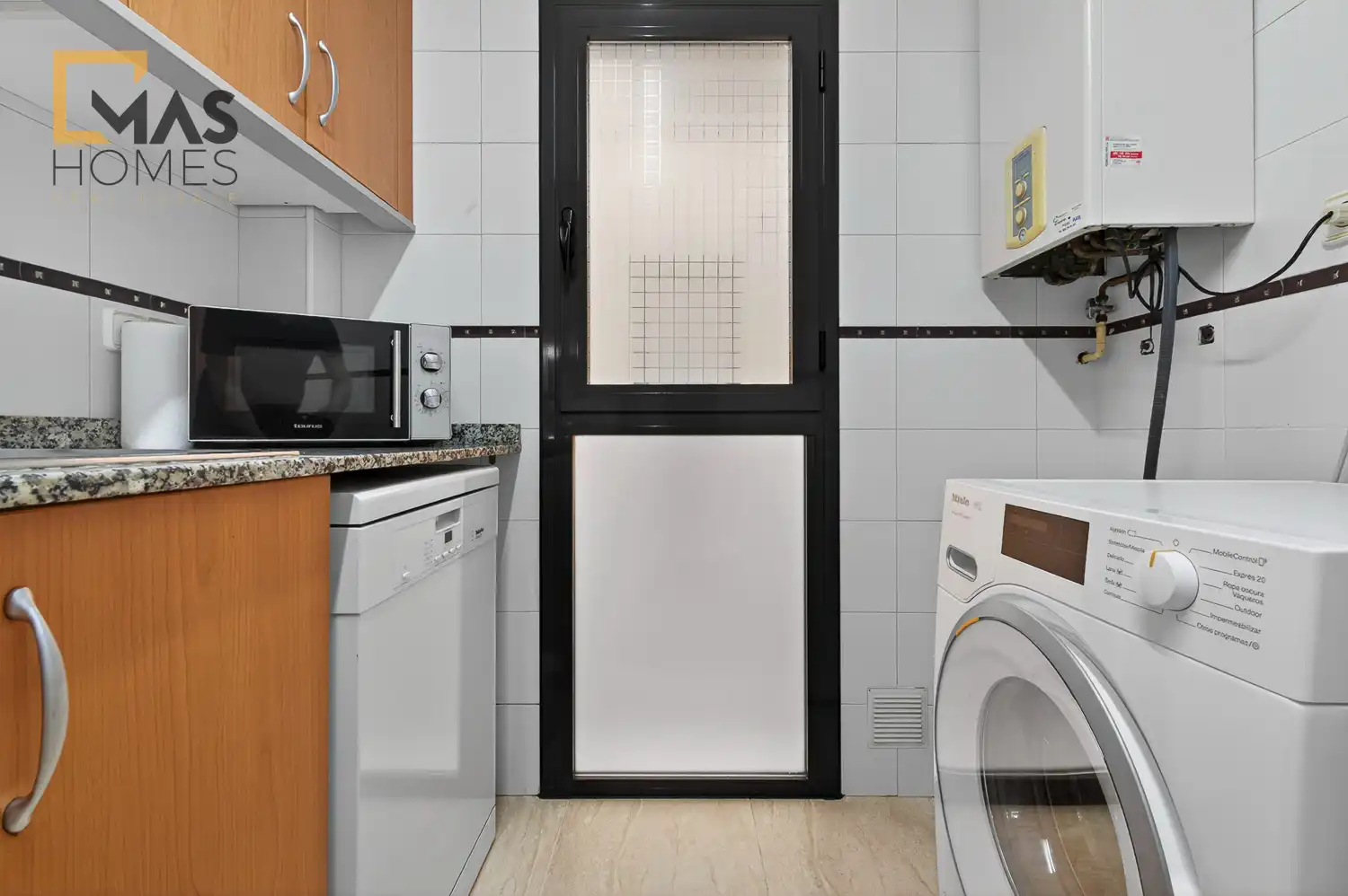 Cocina de Piso en venta en Olesa de Montserrat con Aire acondicionado, Calefacción y Balcón