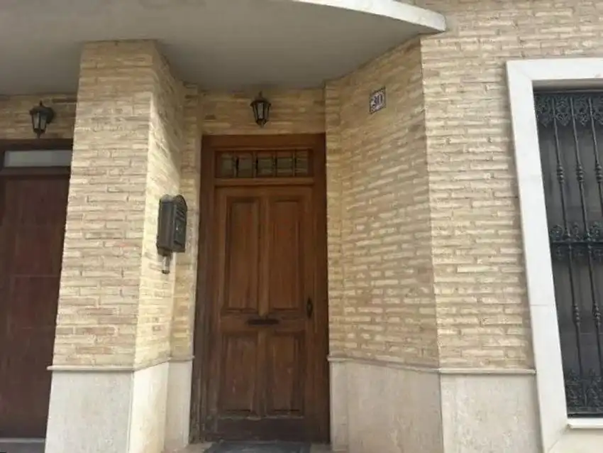 Casa adosada en venda en Catarroja amb Terrassa i Traster