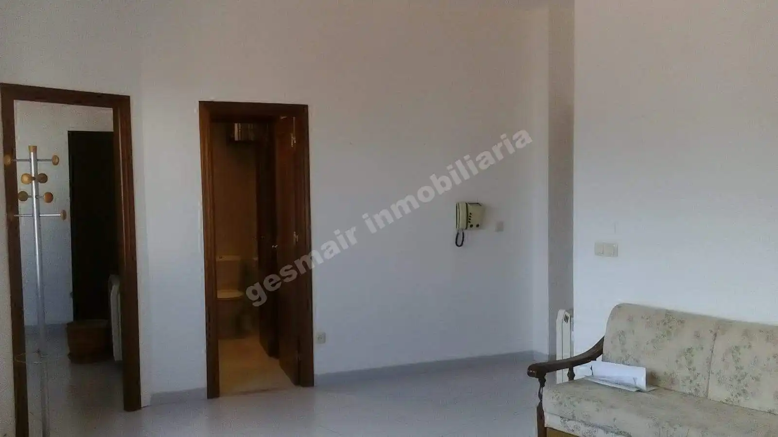 Office space with lift to rent in Rúa Michelena, imagen 2