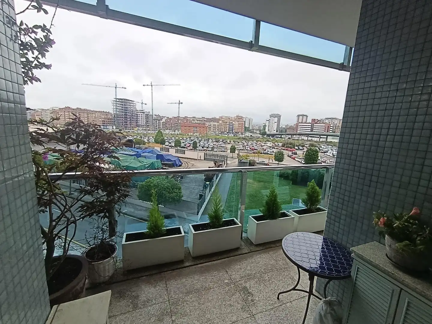 Terrassa de Pis en venda en Gijón  amb Calefacció, Terrassa i Traster