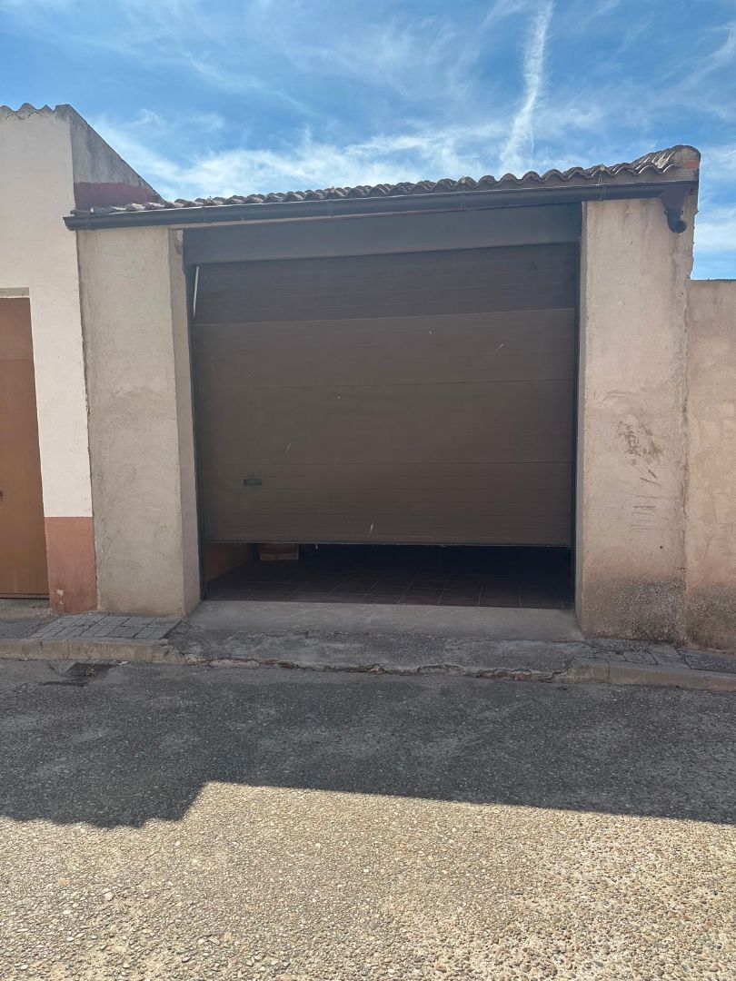 Parking of Country house for sale in Rueda