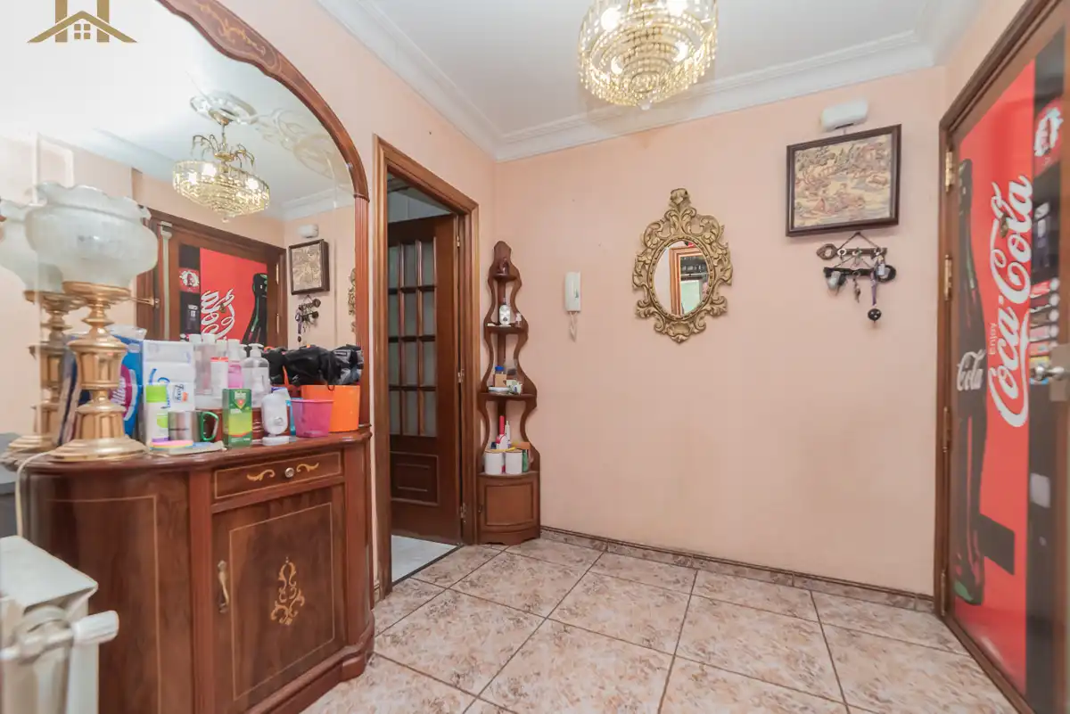 Piso en venta en Alcorcón con Calefacción, Terraza y Amueblado