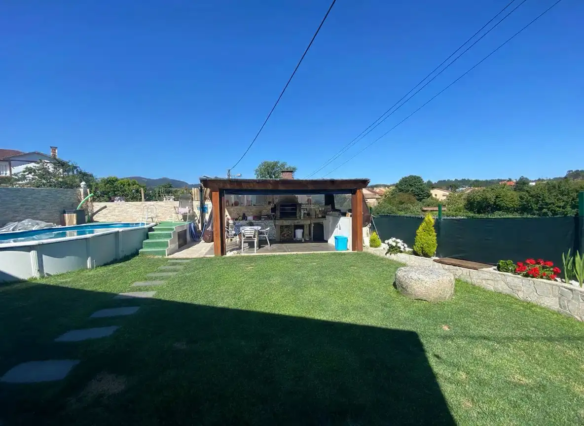 Casa o xalet en venda a Fontecarmoa