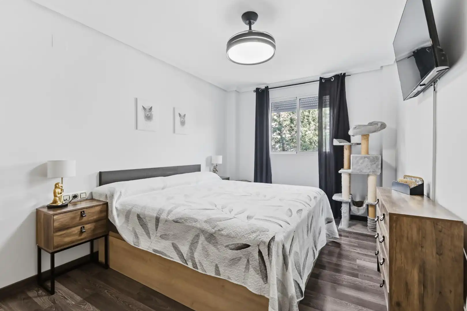 Habitación de Dúplex en venta en Sagunto / Sagunt con Aire acondicionado, Terraza y Trastero