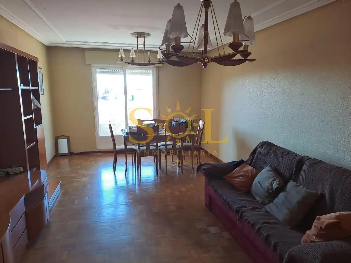 Wohnzimmer von Wohnung zum Verkauf in La Bañeza  mit Heizung, Parkett und Abstellraum