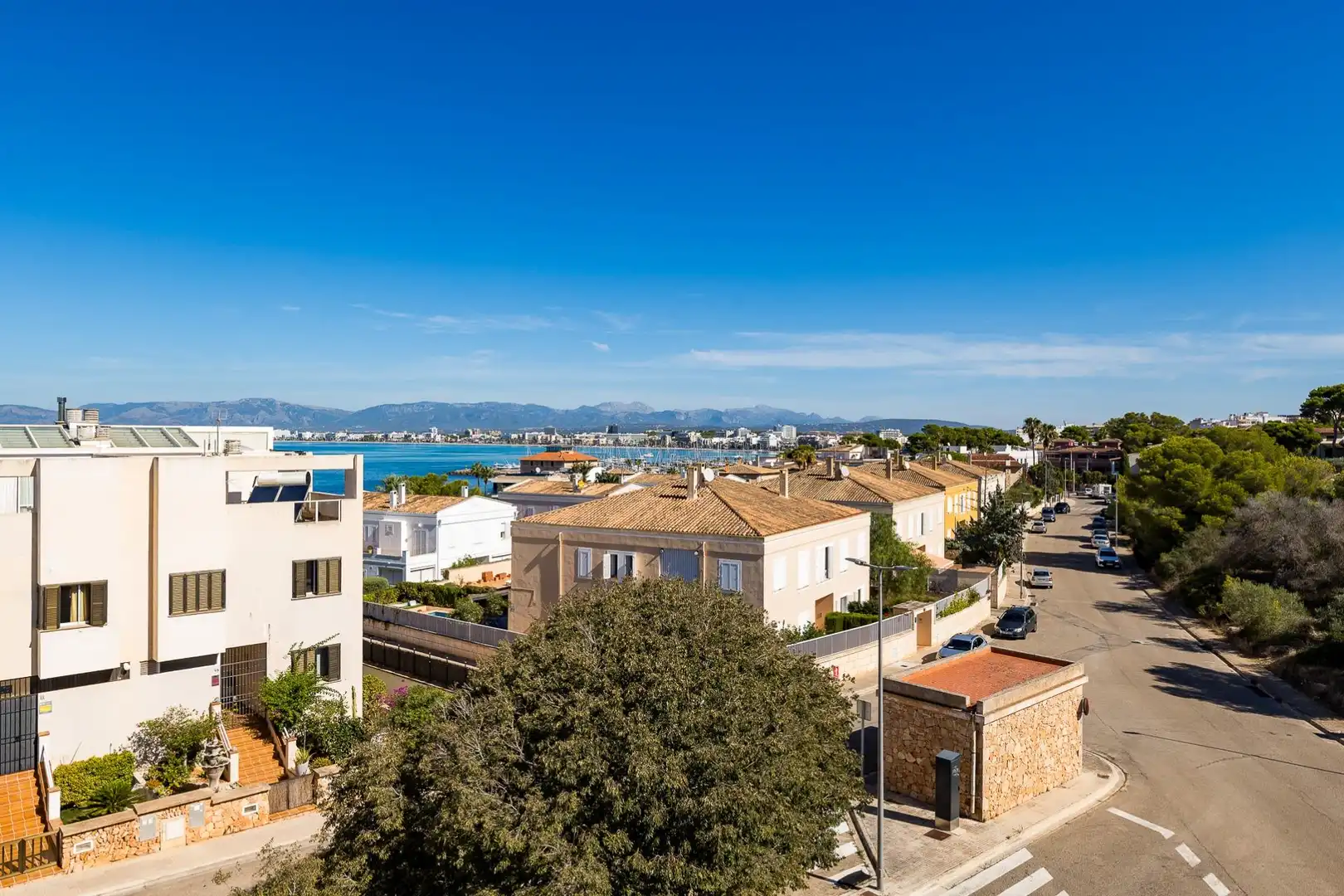Casa con terraza en venta en Carrer ALBER, imagen 2