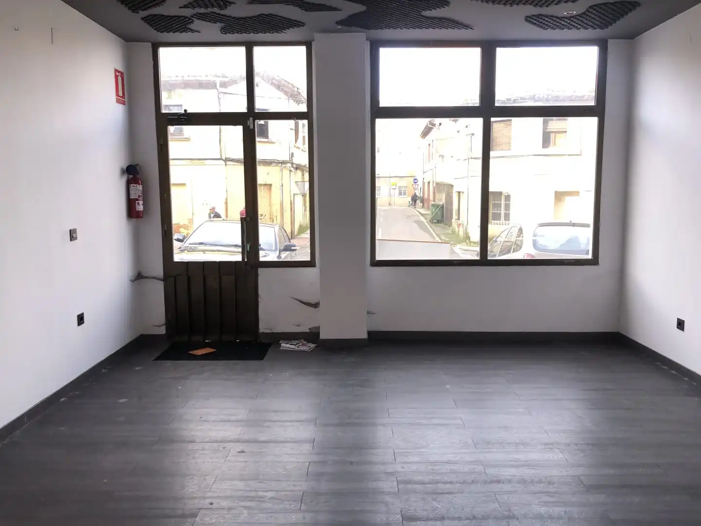 Local comercial en venta en C/ Estebanina, imagen 2