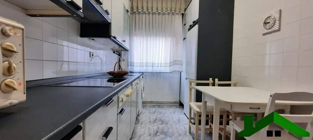 Wohnung zur Miete in Baztan Haranaren Plaza, San Ignacio - Elorrieta