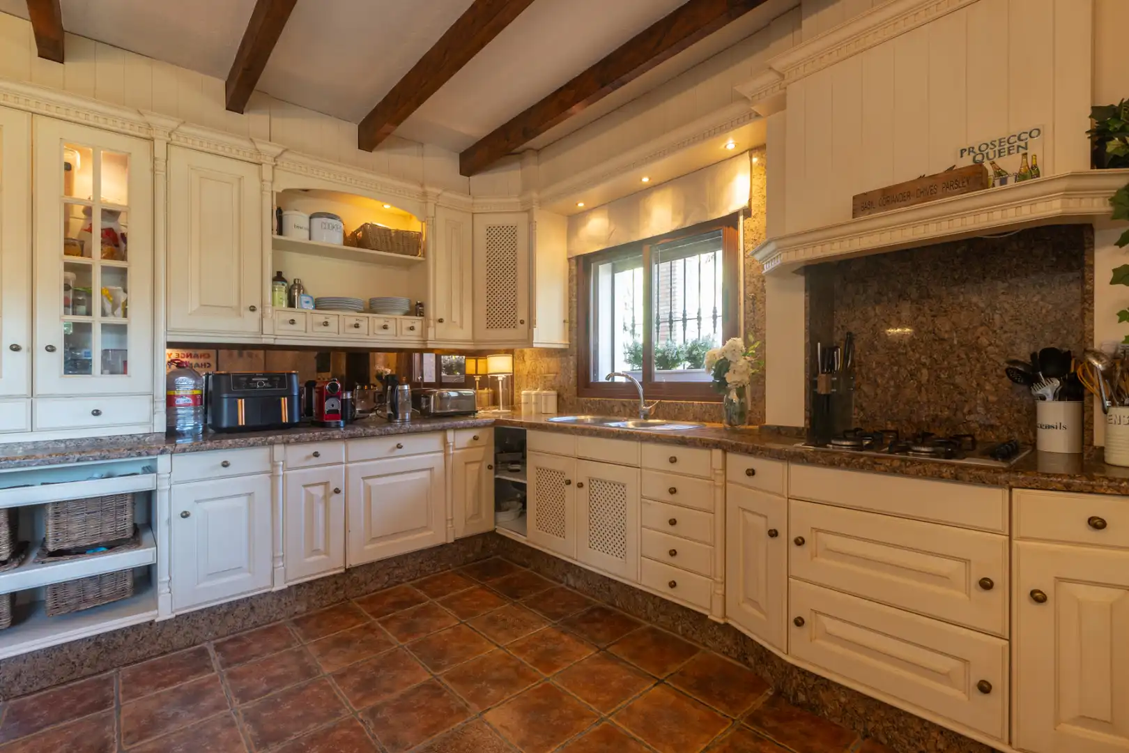 Cocina de Casa o chalet en venta en Alhaurín de la Torre con Aire acondicionado, Calefacción y Jardín privado