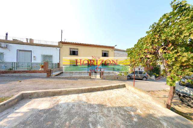 Casa-chalet en Venta en Zurgena