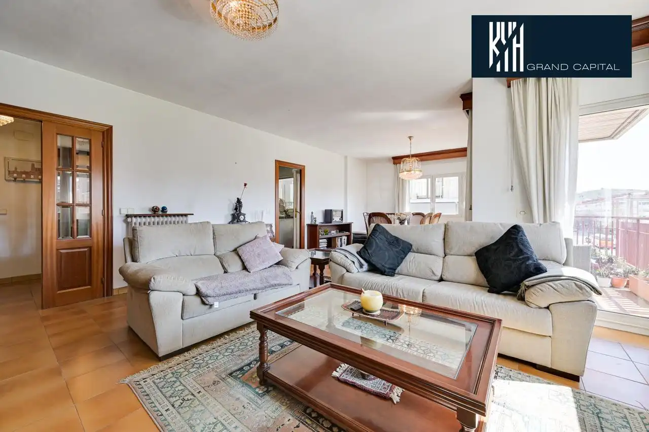 Appartamento con terrazza in vendita a Carrer Carrer Balmes