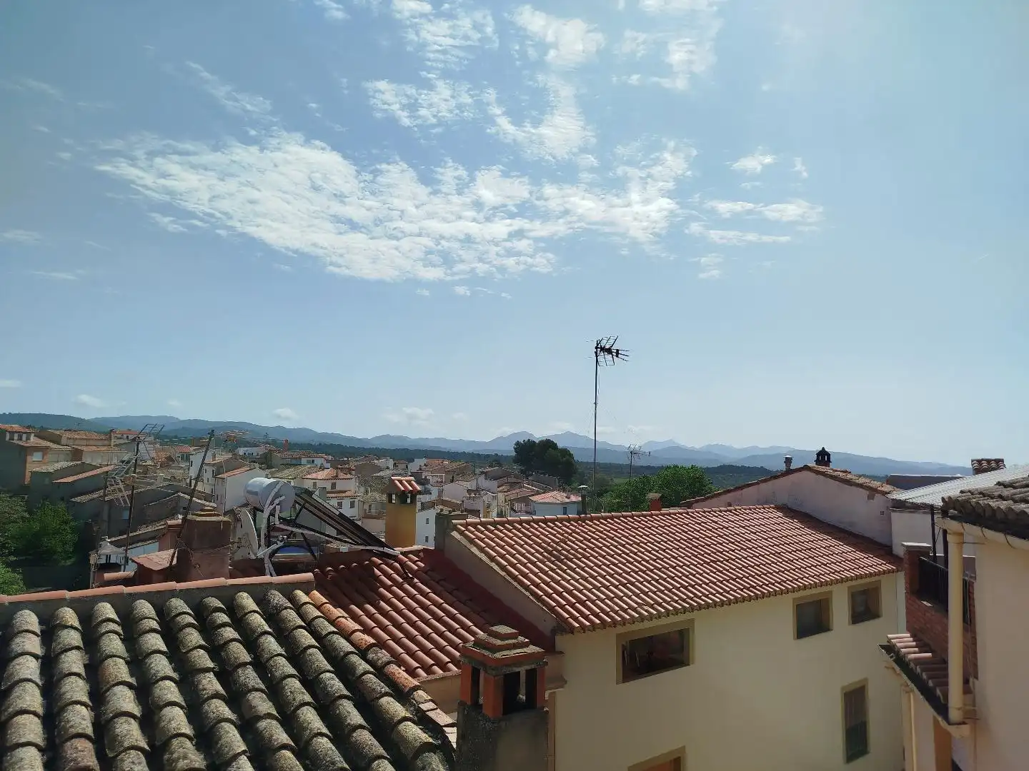 Vista exterior de Casa adosada en venda en Caudiel amb Terrassa