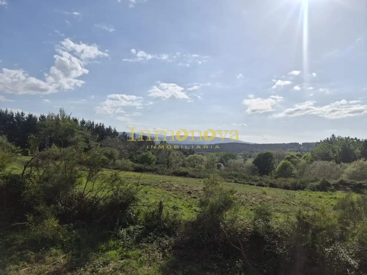 Casa o chalet en venta en A Merca   con Calefacción, Jardín privado y Terraza
