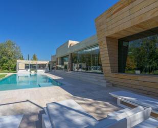 Terrassa de Casa o xalet en venda en Pozuelo de Alarcón amb Aire condicionat, Jardí privat i Terrassa