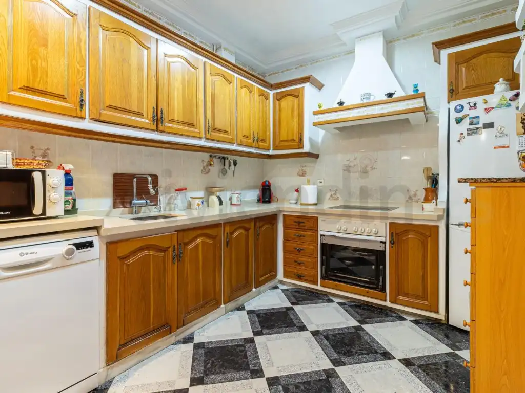 Cocina de Casa o chalet en venta en Jerez de la Frontera con Aire acondicionado y TV