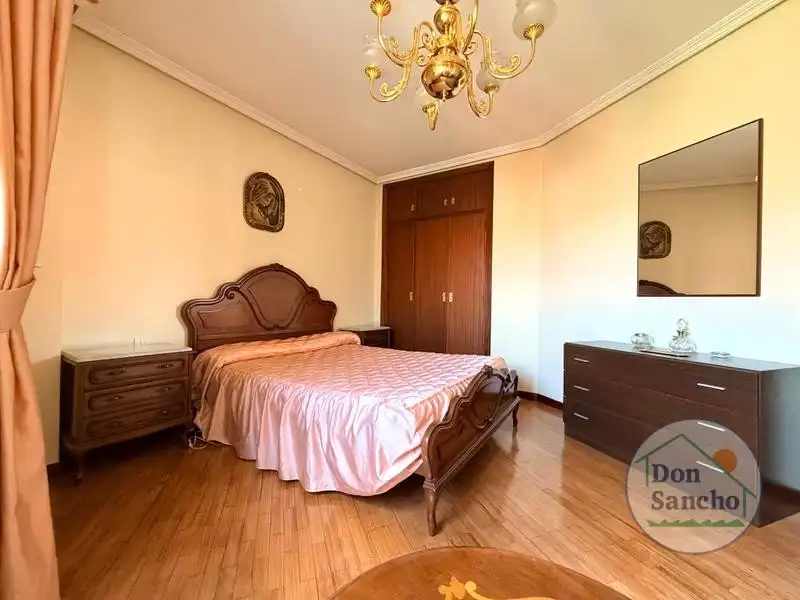 Piso con ascensor en venta en Centro, imagen 35