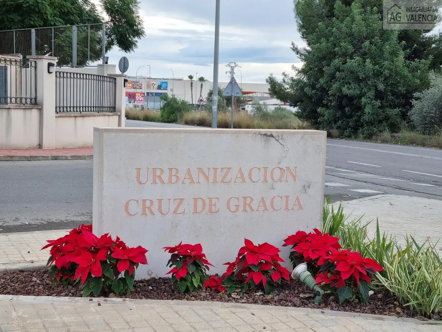 Residencial en venta en Urb. Cruz de Gracia, Casas Verdes