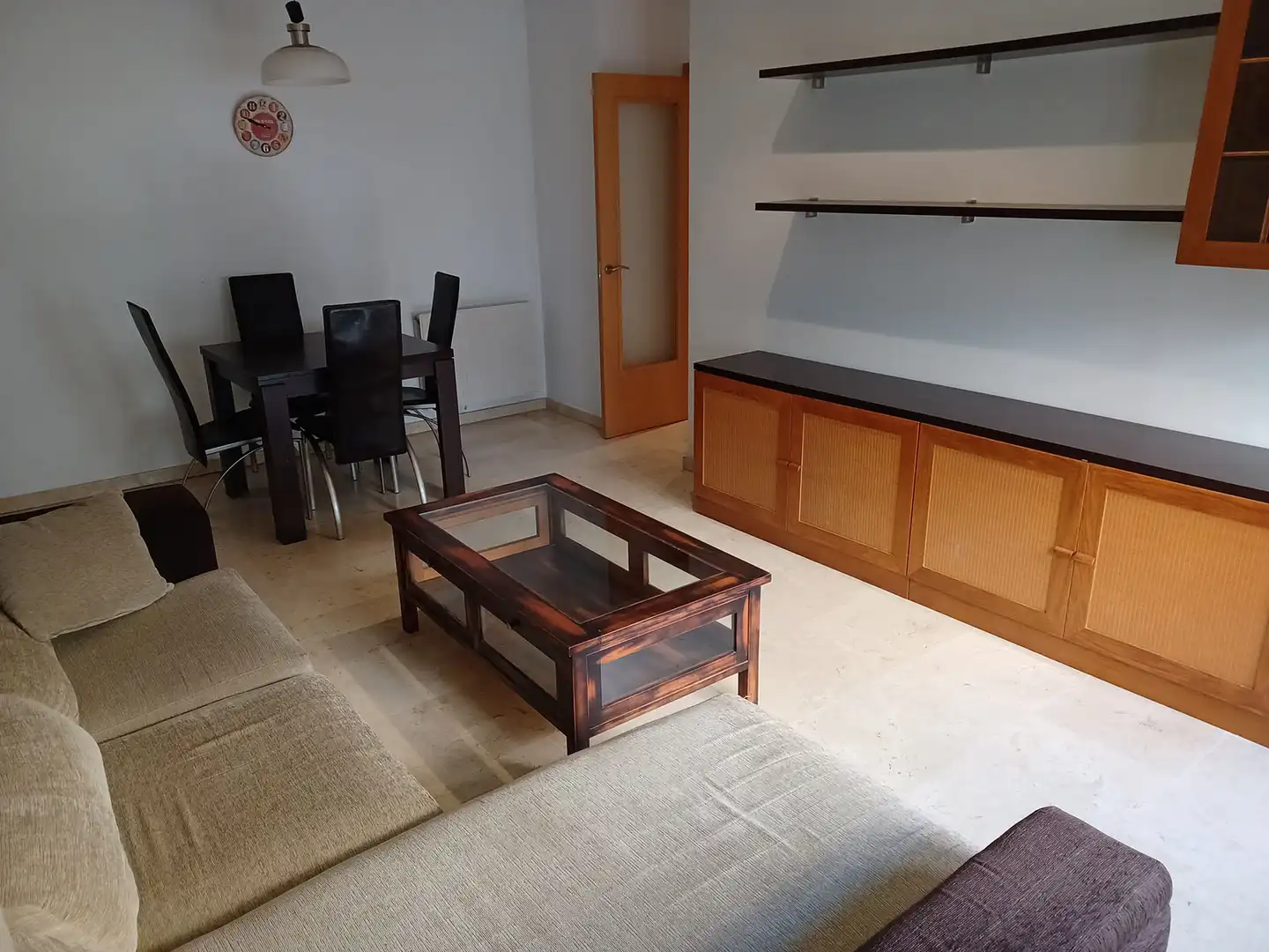 Sala de estar de Planta baja en venta en Figueres con Calefacción, Trastero y Amueblado