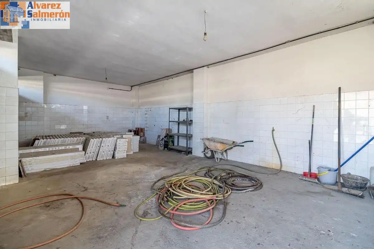 Casa rústica amb piscina en venda a Santa Fe, imagen 30