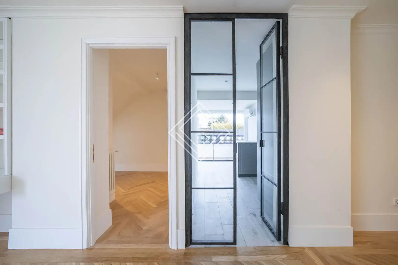 Attic for rent in Madrid  with Air Conditioner, Heating and Terrace