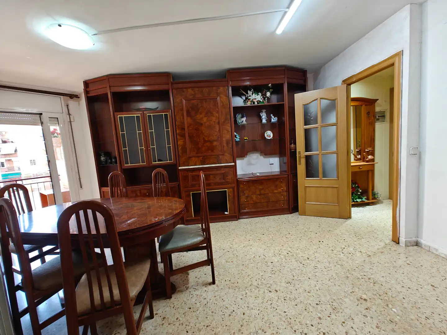 Sala de estar de Piso en venta en Sant Boi de Llobregat con Calefacción, Amueblado y Horno