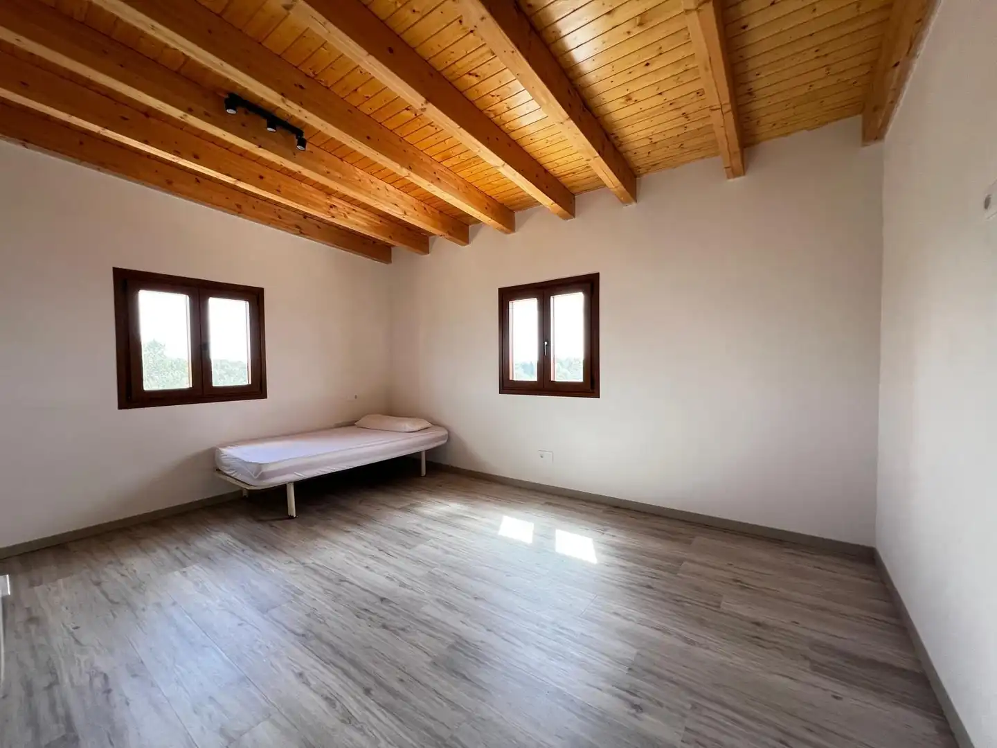 Sala de estar de Finca rústica de alquiler en Santanyí con Aire acondicionado, Calefacción y Terraza