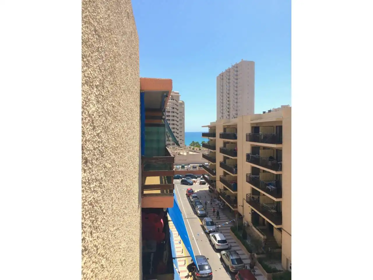 Vista exterior de Pis en venda en El Campello amb Terrassa, Balcó i Piscina comunitària