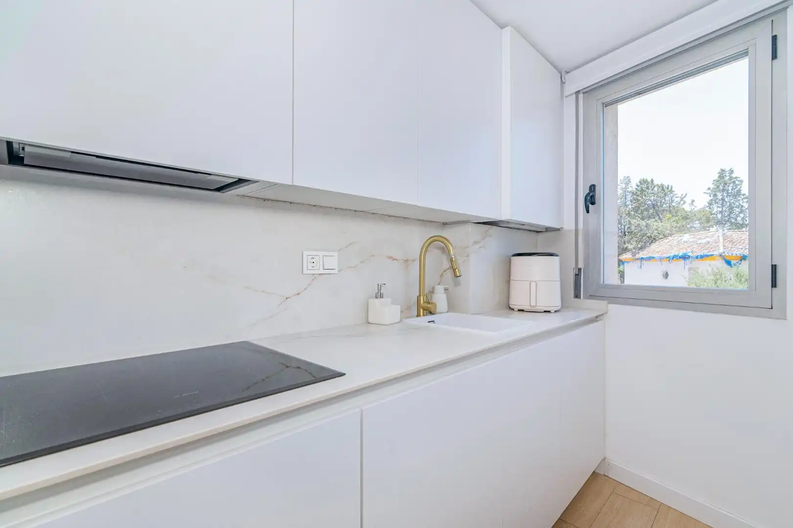 Cuina de Pis en venda en Armilla amb Aire condicionat, Calefacció i Terrassa