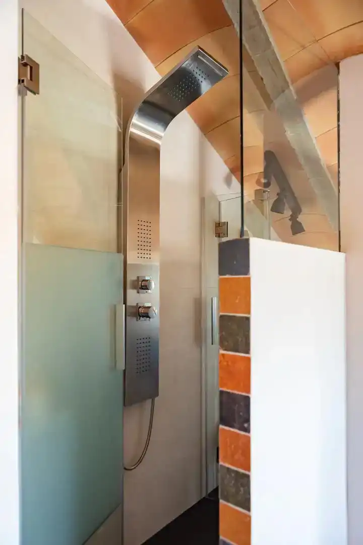 Bathroom of Flat for rent in Daimús  with Air Conditioner, Furnished and Washing machine