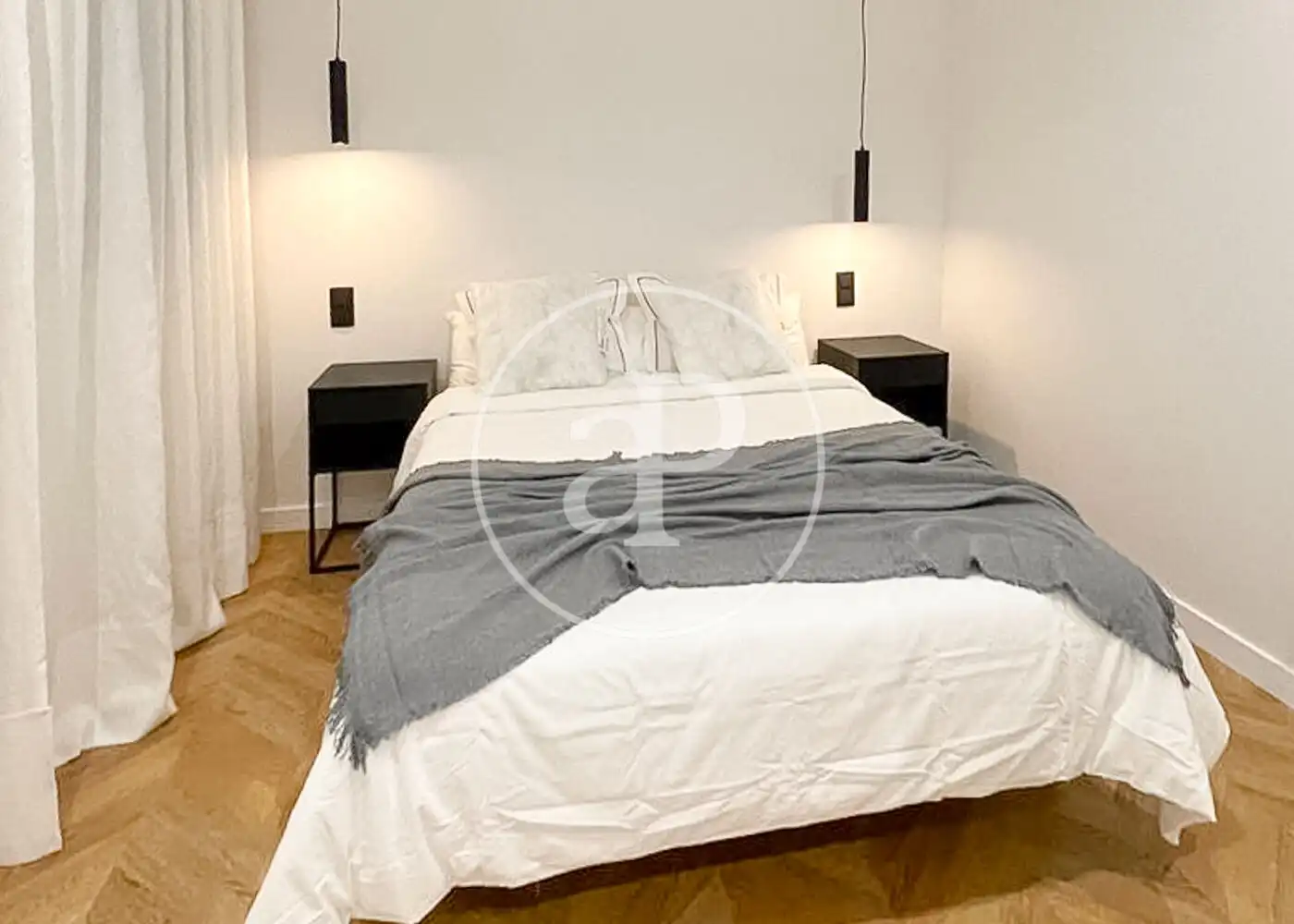Schlafzimmer von Wohnung zum Verkauf in Madrid mit Klimaanlage, Heizung und Möbliert
