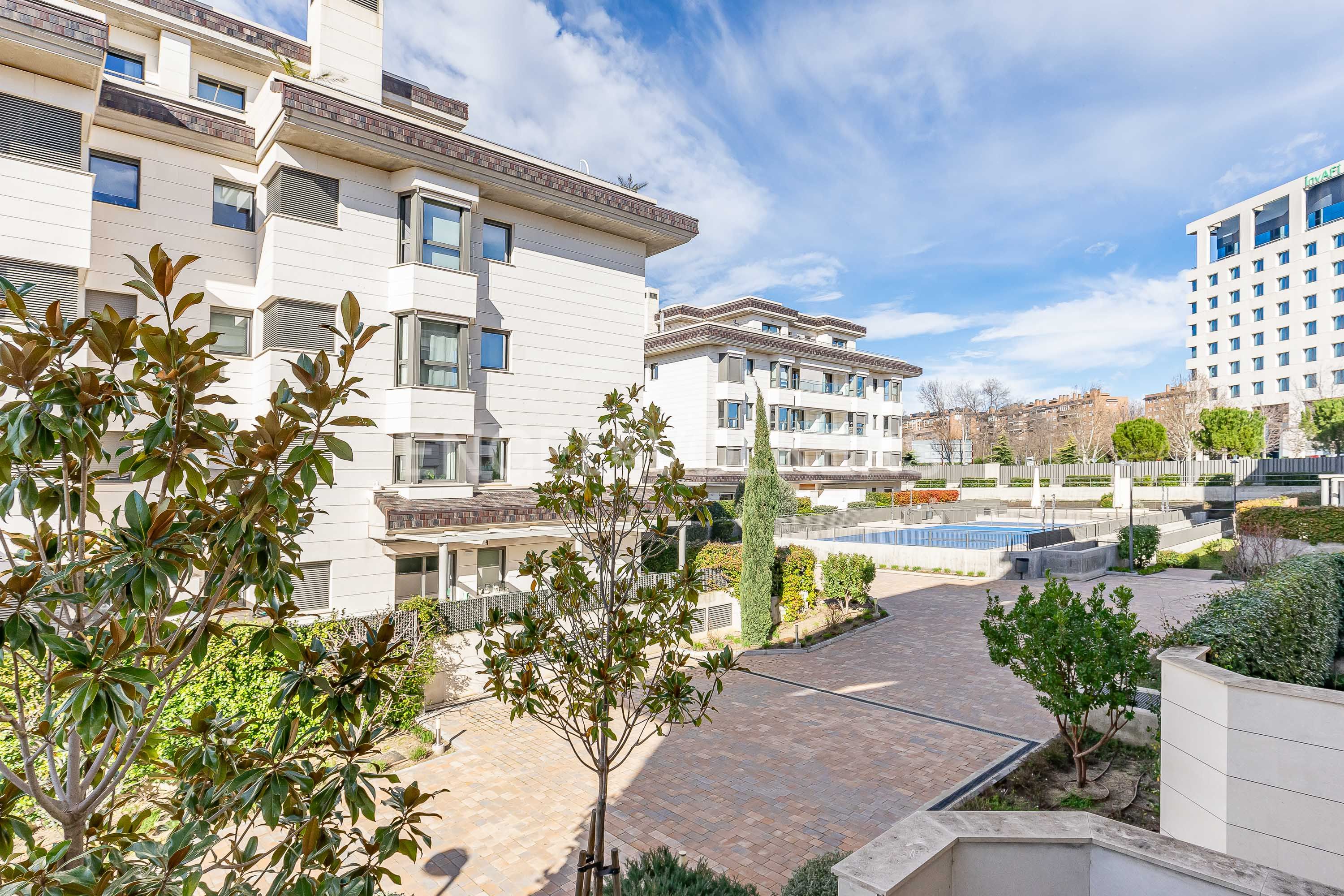 Exterior view of Apartment to rent in La Moraleja  with Air Conditioner, Heating and Parquet flooring